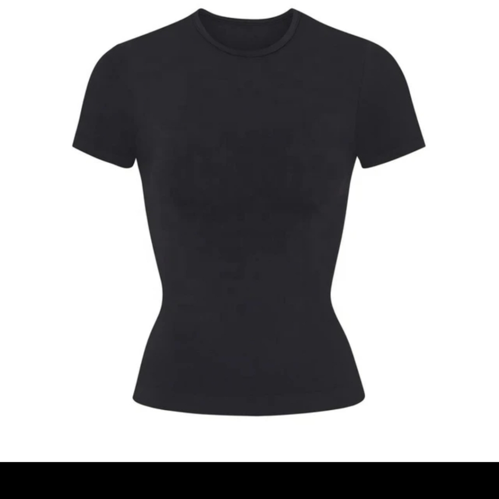 Black short sleeve top